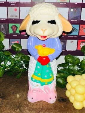 Vintage Lamb Chop 90’s Novelty Bubble Bath Bottle